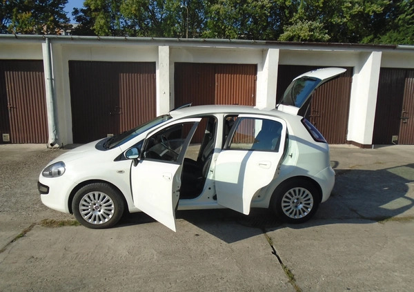 Fiat Punto cena 14900 przebieg: 210655, rok produkcji 2012 z Płock małe 562